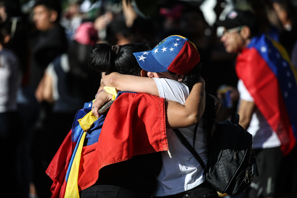 captura de maduro en chile celebracion El "Efecto Retorno": Un Análisis Objetivo sobre la Captura de Maduro y el Real Estate Chileno